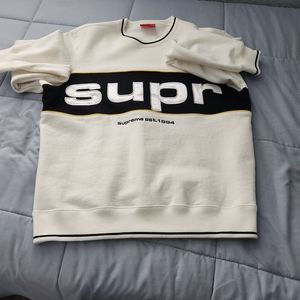 Supreme sweatshirt